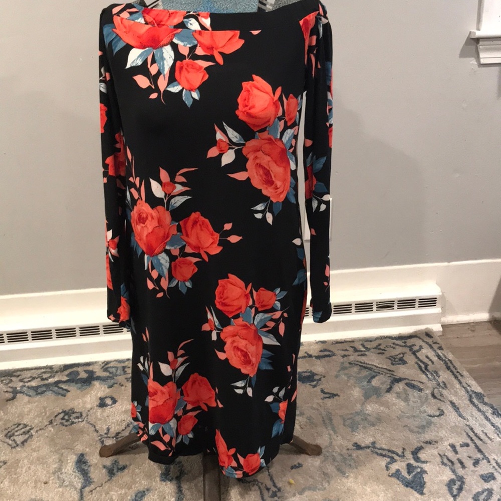 Maternity off the shoulder dress